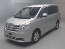 Used TOYOTA NOAH