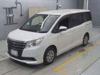 Toyota NOAH 2014