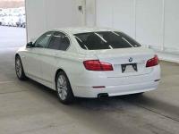 BMW 5 SERIES 2011