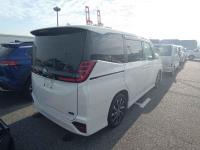 TOYOTA NOAH 2023