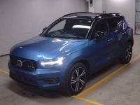 VOLVO XC40 2019