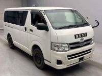 TOYOTA HIACE VAN 2012