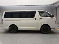 TOYOTA HIACE VAN 2012