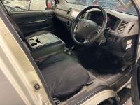 TOYOTA HIACE VAN 2012