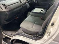 TOYOTA HIACE VAN 2012