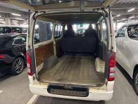 TOYOTA HIACE VAN 2012