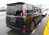 TOYOTA NOAH 2018