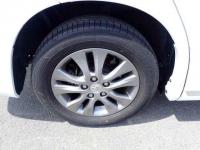 Toyota VOXY 2013