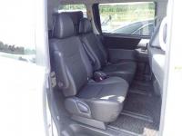 Toyota VOXY 2013