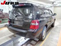 Toyota KLUGER 2004