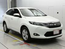 TOYOTA HARRIER 2017