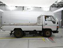 TOYOTA DYNA TRUCK 1987