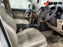 TOYOTA LAND CRUISER PRADO 2018
