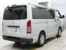 TOYOTA HIACE VAN 2012