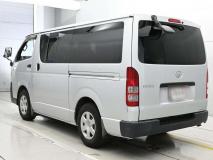 TOYOTA HIACE VAN 2012