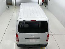 TOYOTA HIACE VAN 2012