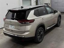 NISSAN X-TRAIL 2025
